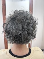 ジャストビューティー シュシュ 横須賀中央店(Just Beauty Chou Chou) 【根岸真奈美】パーマ強めショートスタイル/刈り上げ/ショート