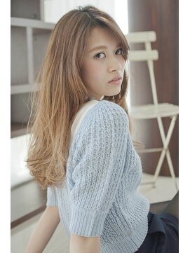 ディフィーノ 青山(DIFINO) 魅力的な横顔に心奪われる、外国人風やわらか質感ロング♪