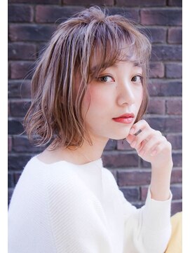 エイミー(Aimee) Aimee 外ハネボブ×ミルクティーベージュ