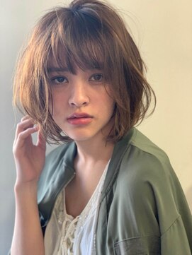 ページボーイ美容室 ゆるりと重なるレイヤーボブ