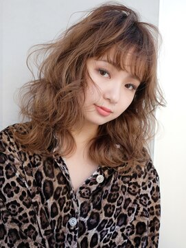 アルバム 銀座(ALBUM GINZA) ふわレイヤー_アッシュブラウンネオウルフ外ハネボブ_77017