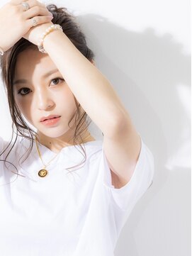 ラビス クローバー(Lovis clover) ラベンダーカラー/かきあげ/イヤリングカラー