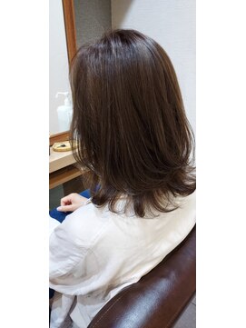 エルバイシオン(aile by sion) ミディアムウルフ