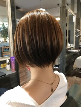 ヘアーデザイン ディードット(Hair design D.) 大人ショートボブ