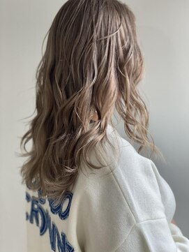 エル セルカ 高田馬場(el CERCA) 大人可愛いブリーチで作るベージュ【el CERCA高田馬場/新宿】