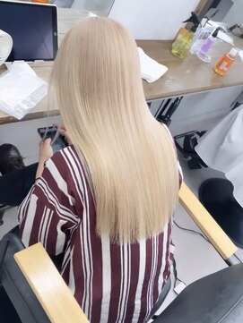 ローレン(Lolen.) 【ホワイトベージュ☆】藤川 侑大