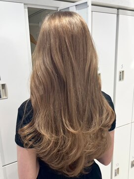 ユーフォリア 渋谷グランデ(Euphoria SHIBUYA GRANDE) ミルクティーベージュ　韓国ヘア　ヨシンモリ