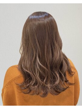 リズヘアー(RIZZ hair) ナチュラルミルクティー◯ダブルカラー_柳田佑樹