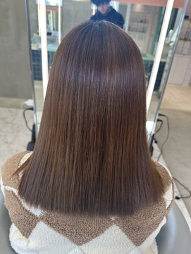 ロンドルーチェ 心斎橋(Lond luce) ダークアッシュ/ミディアムレイヤーカット［髪質改善/縮毛矯正］