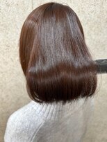 ガーディナ(Gardina)&nbsp;丸みボブ　艶感　ブラウンカラー　縮毛矯正　トリートメント