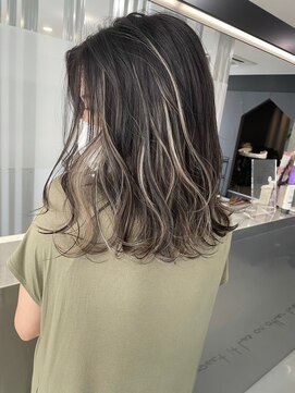 キング 枚方店(K!ng) 【枚方、高槻、梅田】ホワイトハイライト