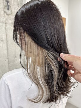 サクラ オモテサンドウ(SAKURA) 簡単に隠せるインナーカラーベージュ　表参道