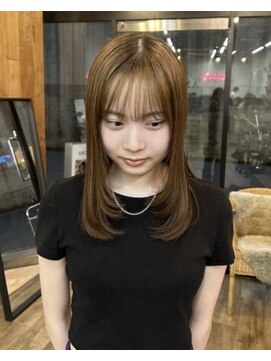 アンジェリカ 天理店(ANGELICA) レイヤーカット　(HINA)