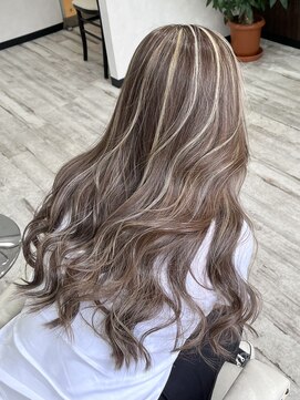 ベルヘアーデザイン 堺東(Belle hair Design) コントラストハイライト/外国人風/レイヤーカット/堺東