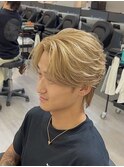 ミルクティーベージュフェザーショート