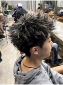 スパイキーショート