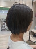 ショートボブ
