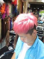 ミミック (mimic) BIGBANG(ビッグバン）風髪型、ピンクツーブロックヘアー。