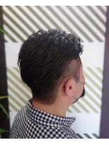 バーバーバー 都賀(BARBER-BAR)&nbsp;グレイヘア7:3スタイル