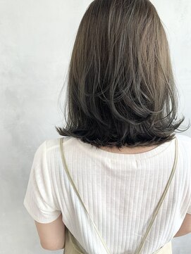 キチ(kichi.) [kichi.] ミディアムレイヤー×カーキアッシュ