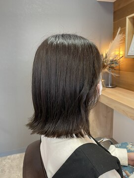 ヘア プロデュース キュオン(hair produce CUEON.) 切りっぱなしボブ×カーキーアッシュ