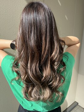 ダリア 横浜(DALIA) 上品ハイライト