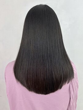 アイティーバイアルバム 藤沢店(IT by ALBUM) 髪質改善ロング_斜めバンググレージュカラーシルキー_ba441181