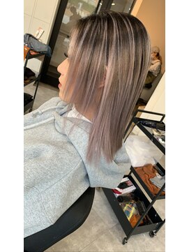 ラフ 難波店(LAFF) #黒髪#ボブルフ#ネビージュ#小顔#ワンレン