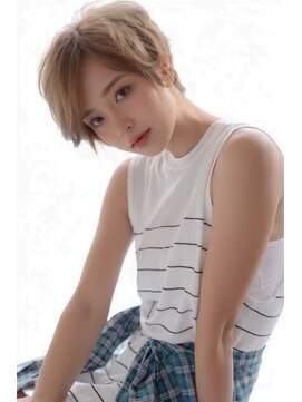 フレイムス 高崎(Frames) 【Frames高崎】『ショートでも女性らしく』前下がりショート