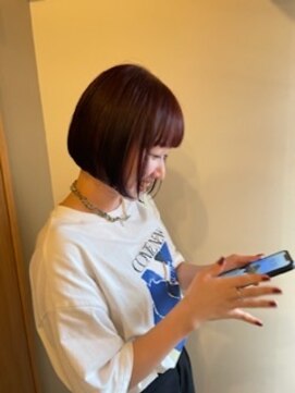 ニード(need) ミニボブチェリーレッド