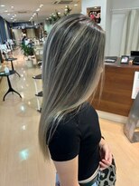 アウラ(AURA)&nbsp;グレージュカラー透明感カラーオリーブカラー