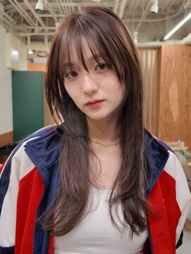 ノイカーム(noi Calm) 顔周りレイヤーカットくびれヘアミルクティーベージュカラー