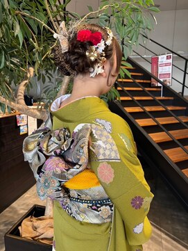 ビーワールド(B WORLD) お団子/成人式/二十歳/髪飾り/和装