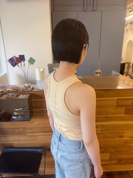 シロ(siro) 切りっぱなしミニボブ