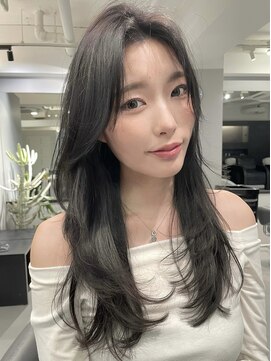 トイ(TOI) レイヤーカット/グレーブラック/韓国ヘア/ワンホン