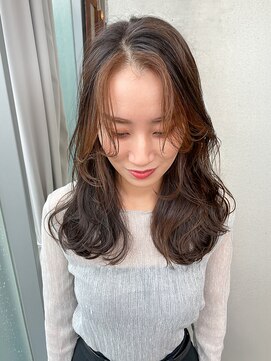 バロックトーキョー(BAROQUE TOKYO) 顔まわりレイヤーカット/フロントカラー【表参道原宿美容室】