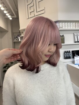 ペレ 渋谷(PELE) イメチェン/ホワイトブロンド/外ハネボブ/ワイドバング/渋谷