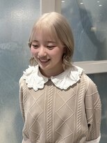 ユーカナヤマ(u Kanayama) ホワイトブロンド/ダブルカラー/ホワイトブリーチ/ウルフ