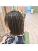 切りっぱなしボブ×ハイライト