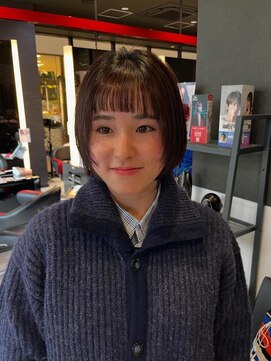 レイヤーショートボブ