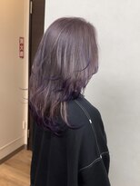 アムドット(Amu.) ウルフカットミニウルフレイヤーカット裾カラー大船本郷台港南台