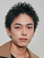 テン 心斎橋(tenn.)&nbsp;ツーブロックマッシュショートレイヤースパイキーショートヘア