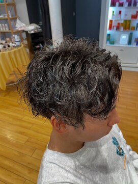 ノット(knot.) ツイストスパイラルパーマ
