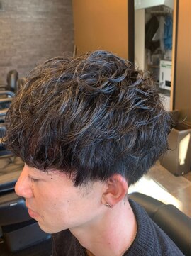 グリーディーフォックス 代々木(Greedy FOX) かき上げヘア/サイドパート/韓国マッシュ/フェードカット/代々木