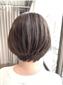 前髪長めのグラデーションボブ