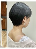 暗髪でもオシャレに魅せるコンパクトショート@20代30代40代50代