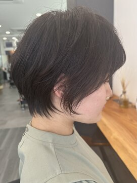 ビューエヒメ(VIEW EHIME) 大人ラフウェーブ外ハネボブダークブラウンスウィングショート