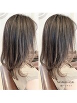 エフィル(efil.)&nbsp;細ハイライトミディアムスタイル