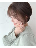 フェミニンショートヘア
