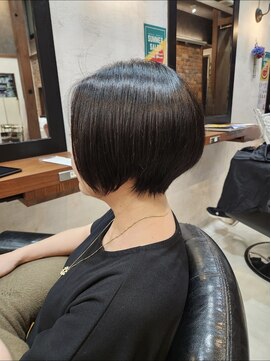 オレンジポップ 検見川浜南口店(ORANGE POP) ナチュラルショートボブ/001